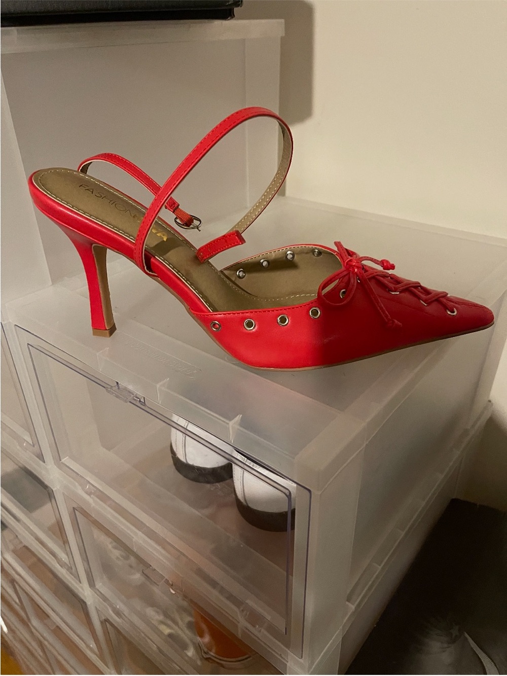 Red Pointed Toe Strappy Mid-Heel Pumps
